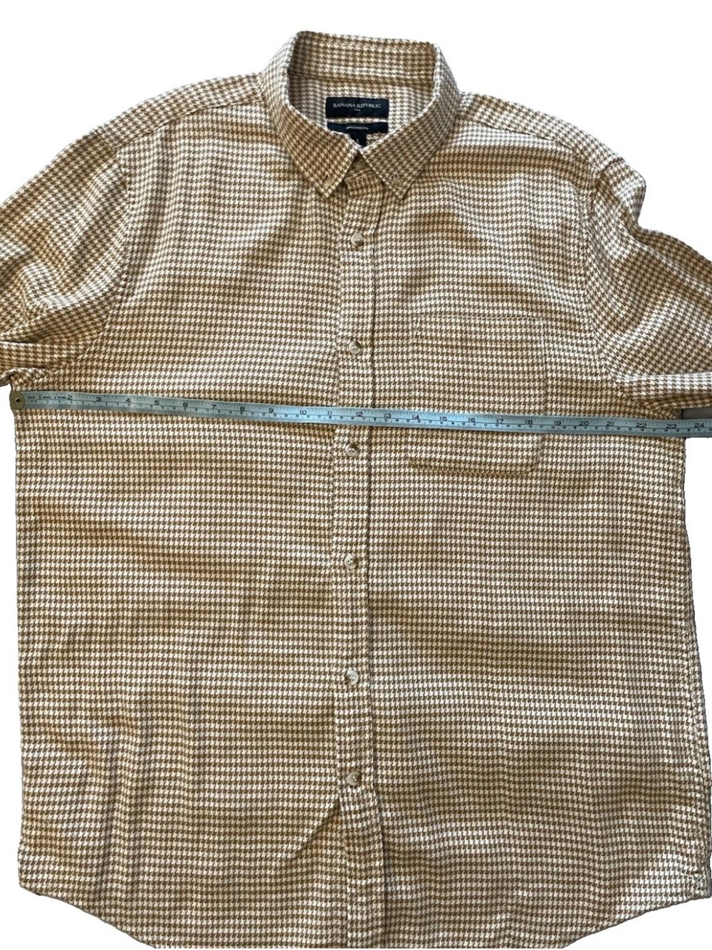 Banana Republic Untucked Fit Houndstooth Patterned Lightweight Flannel Shirt - Picture 4 of 8